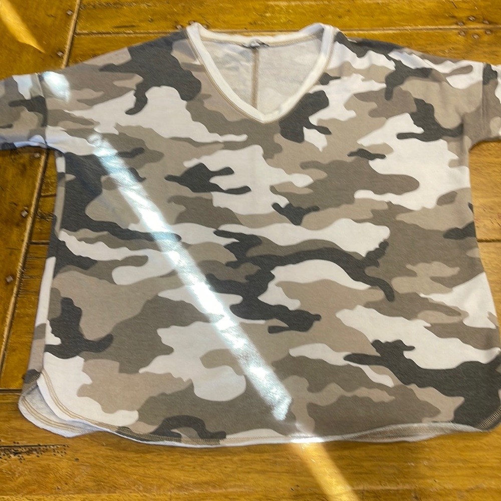 NWOT White Birch Camo Top.